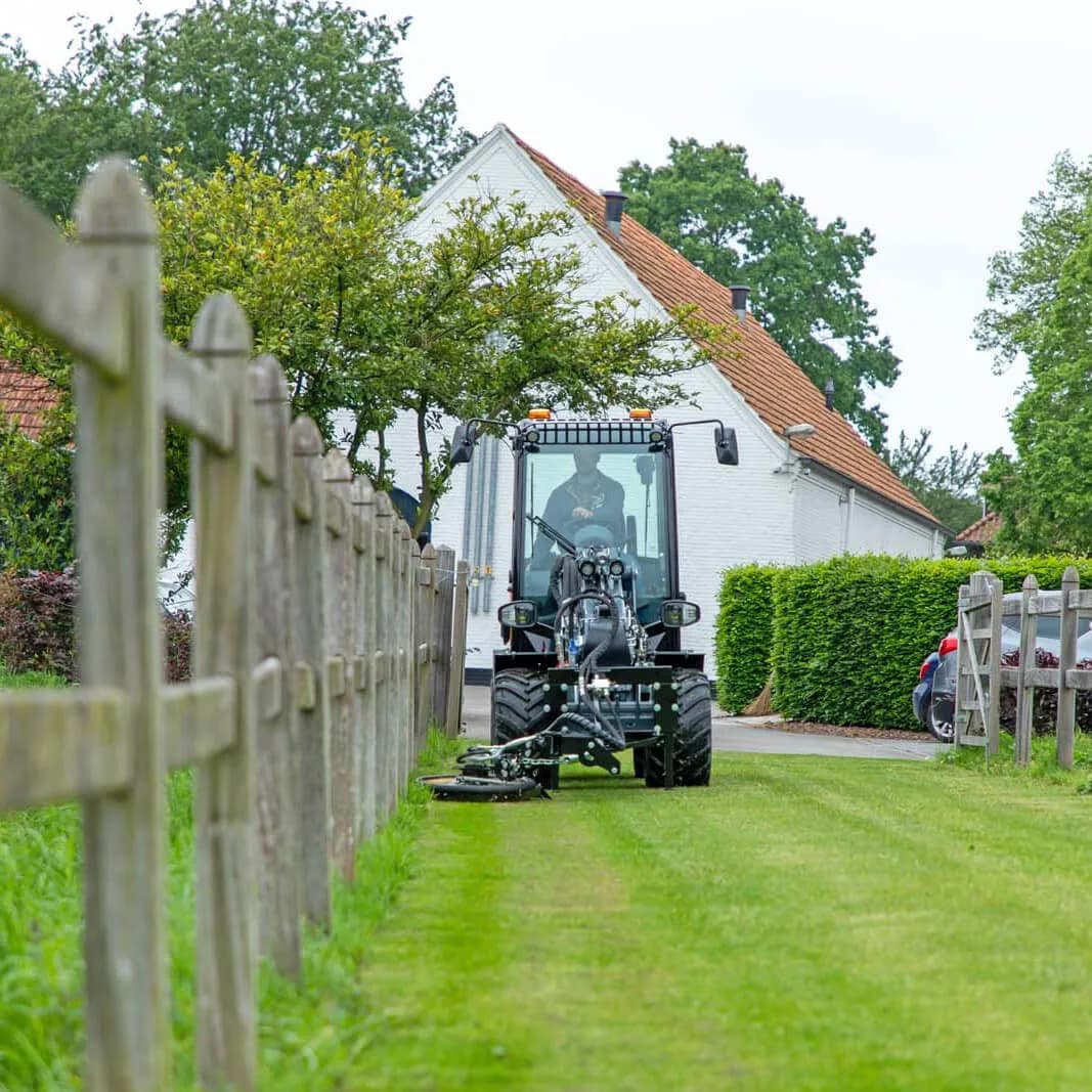 G2700E TELE - Palenmaaier - Tuin- en Landschapsinrichting