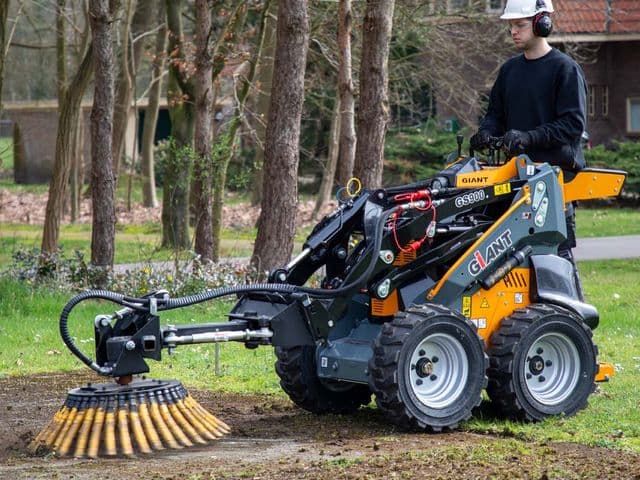GS900 - Onkruidborstel - Tuin- en Landschapsinrichting